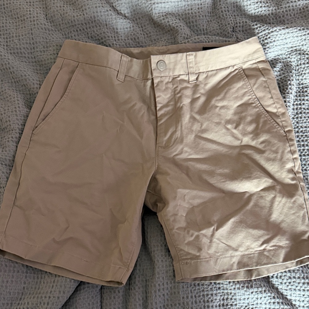 Men’s Tan Shorts inseam 5”